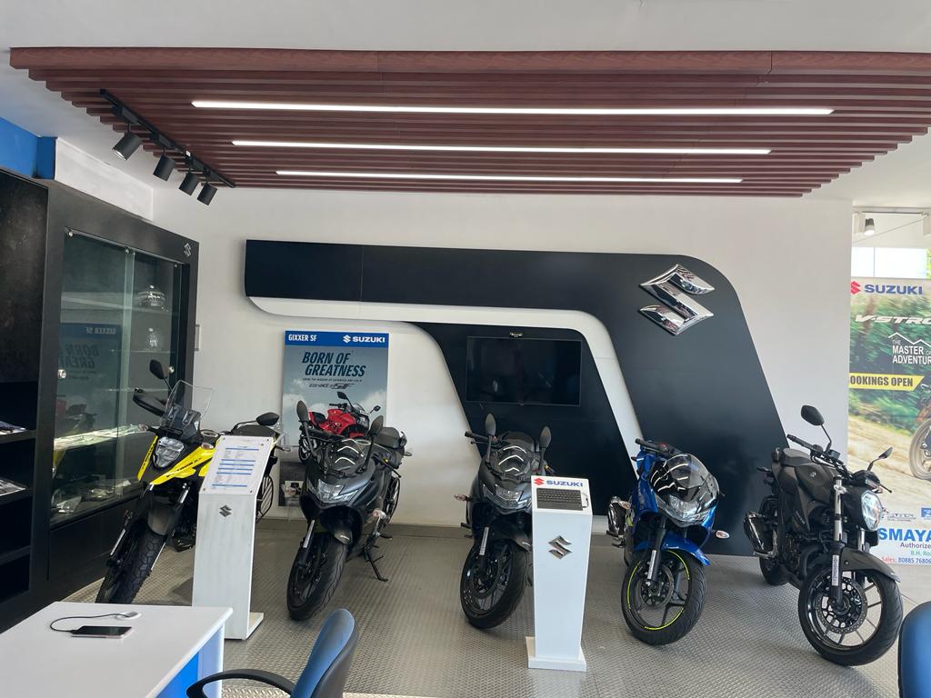 suzuki motorbike showroom